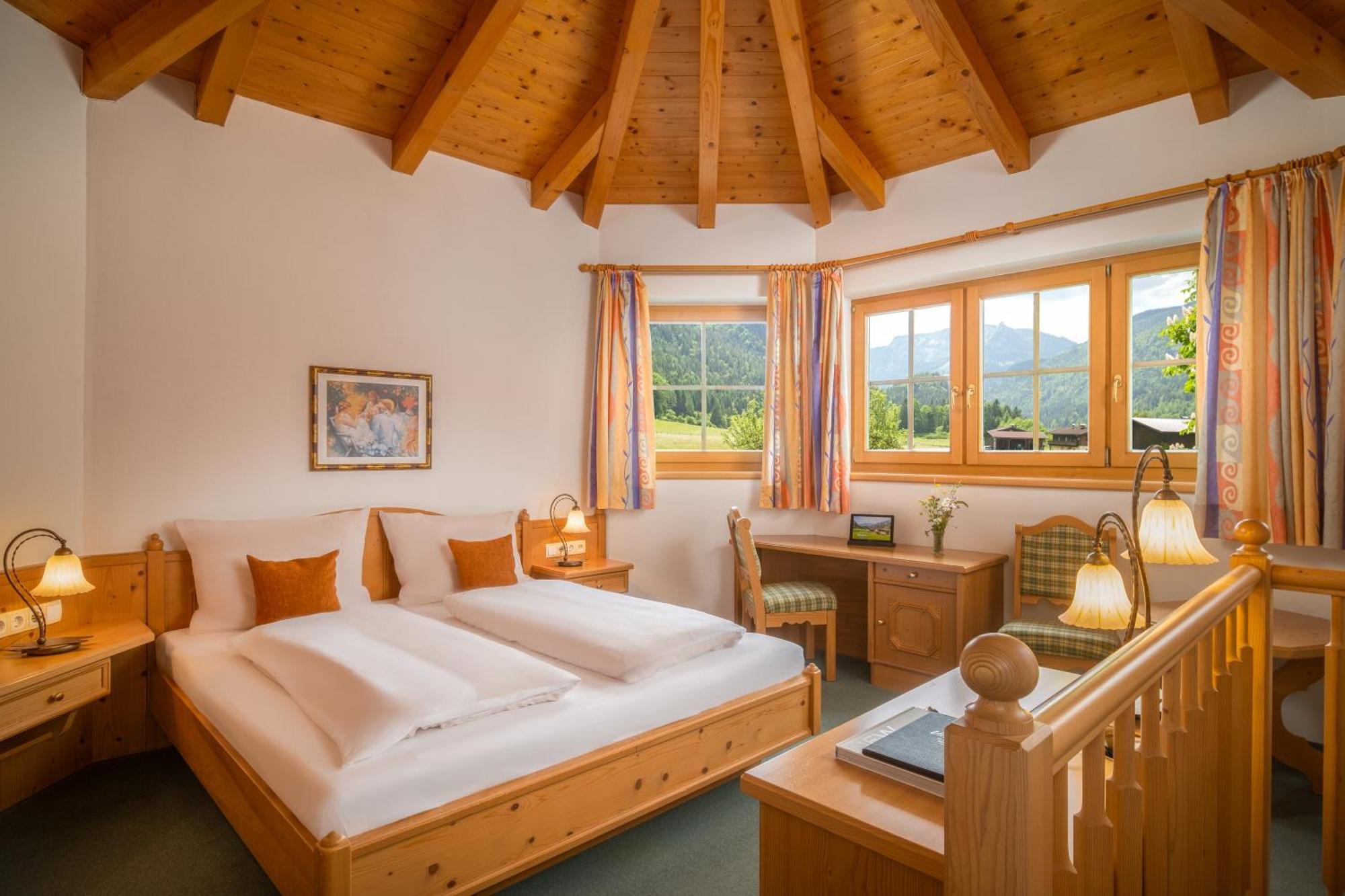 Hotel Vitaloase Zu Den Drei Bruedern Unken Extérieur photo