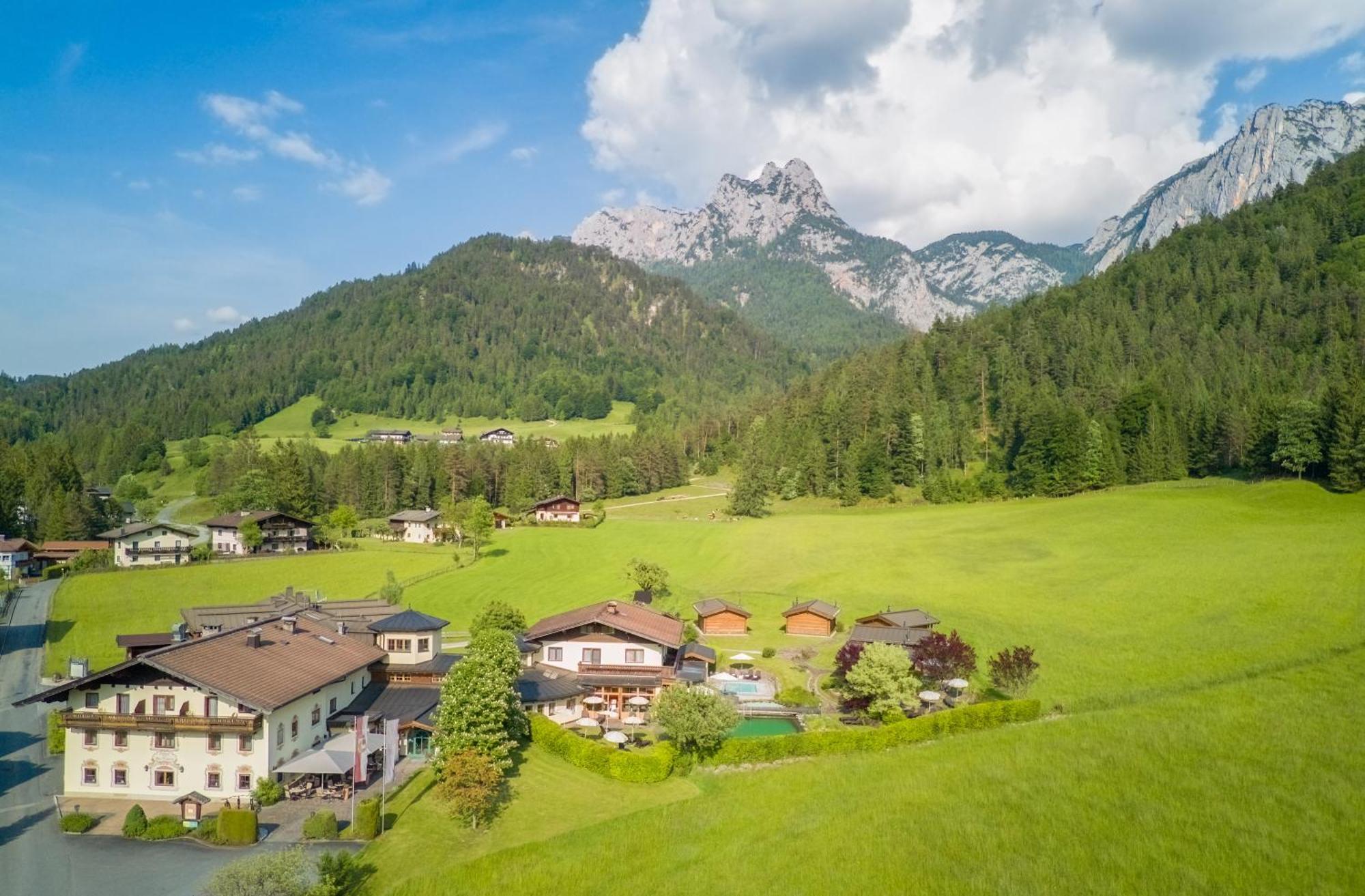 Hotel Vitaloase Zu Den Drei Bruedern Unken Extérieur photo