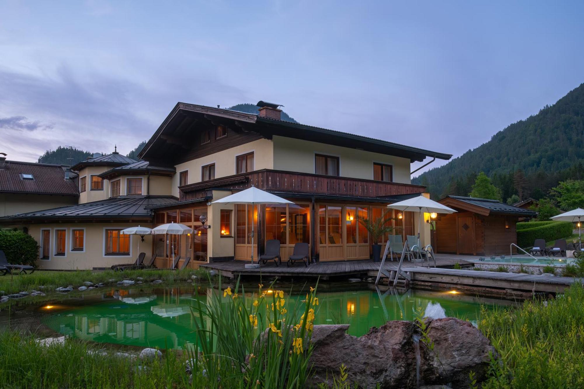 Hotel Vitaloase Zu Den Drei Bruedern Unken Extérieur photo