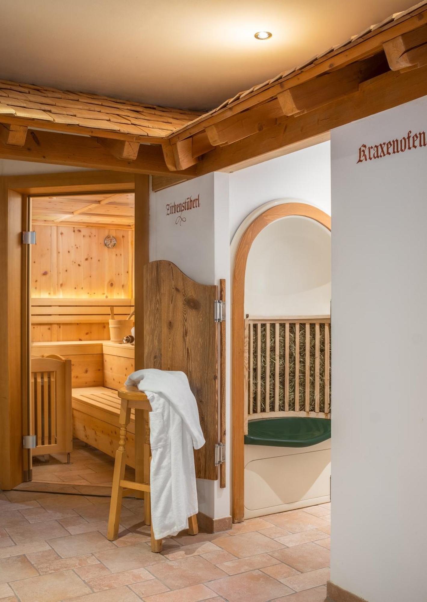 Hotel Vitaloase Zu Den Drei Bruedern Unken Extérieur photo