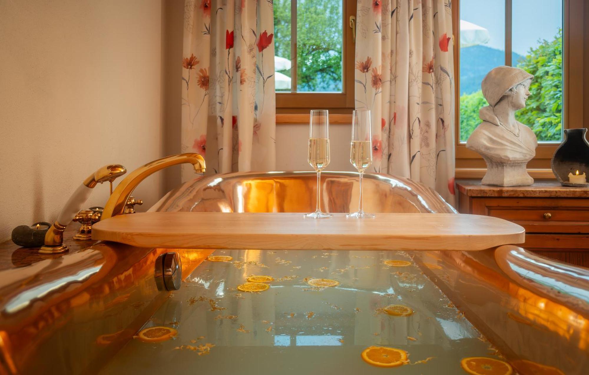 Hotel Vitaloase Zu Den Drei Bruedern Unken Extérieur photo