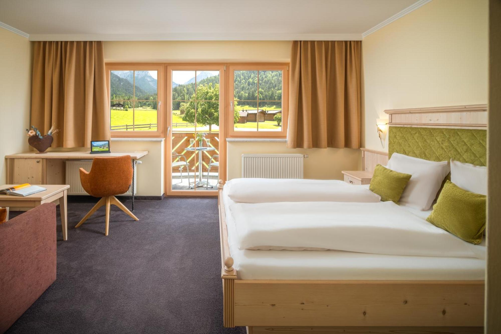 Hotel Vitaloase Zu Den Drei Bruedern Unken Extérieur photo