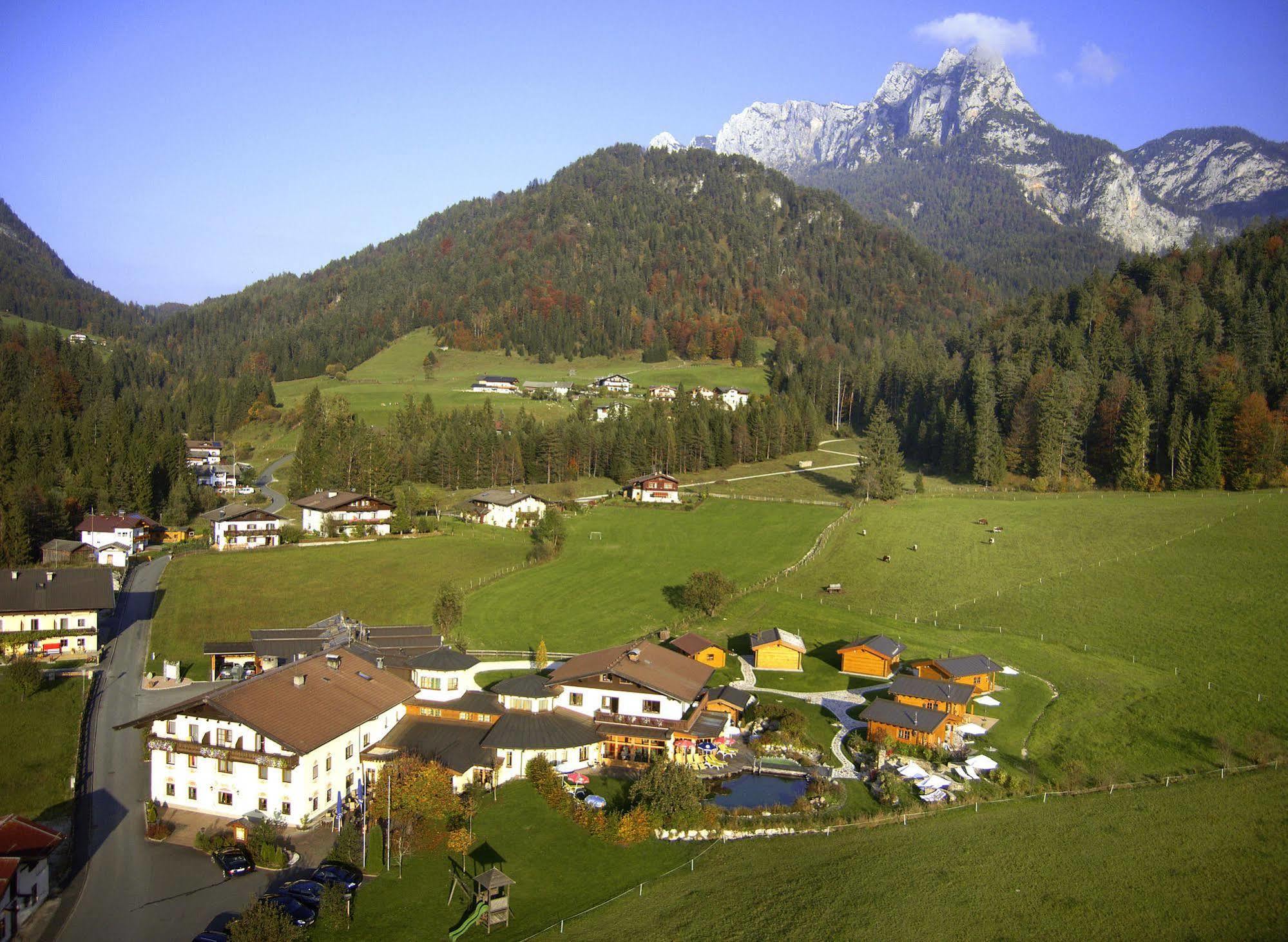 Hotel Vitaloase Zu Den Drei Bruedern Unken Extérieur photo